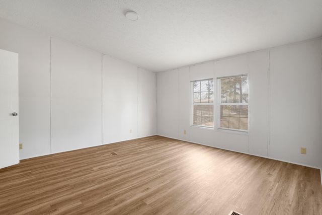 26 Jacob Street, Huntsville, TX 77320