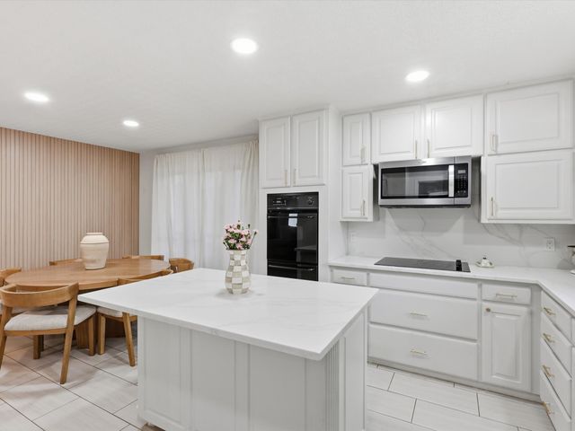 3516 Henry Court, Arlington, TX 76017