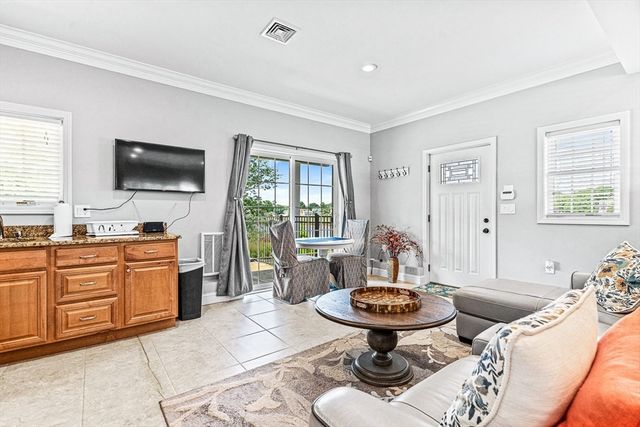 8 Glen St., Saugus, MA 01906