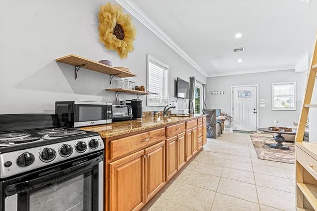 8 Glen St., Saugus, MA 01906