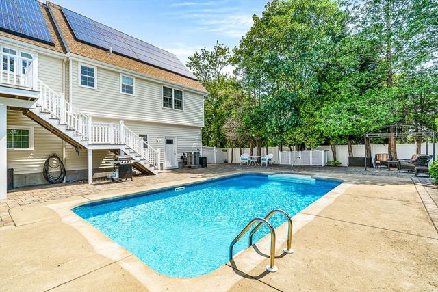 8 Glen St., Saugus, MA 01906