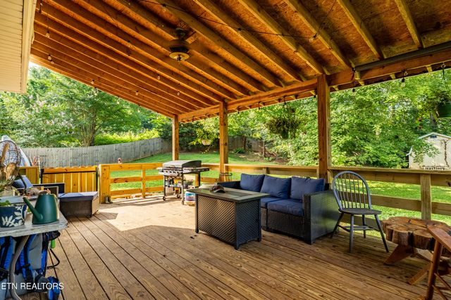 818 Vinson Lane, Knoxville, TN 37923