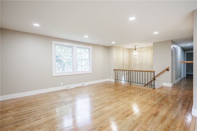 24 Carriage Court, Pittsford, NY 14534