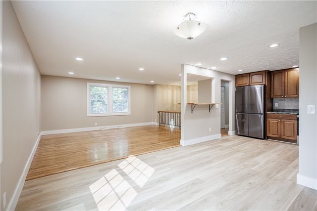 24 Carriage Court, Pittsford, NY 14534