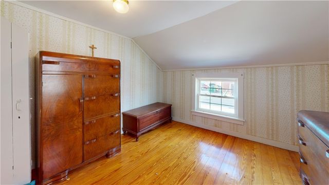 26 Freebody Street, Newport, RI 02840