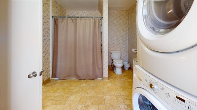 26 Freebody Street, Newport, RI 02840