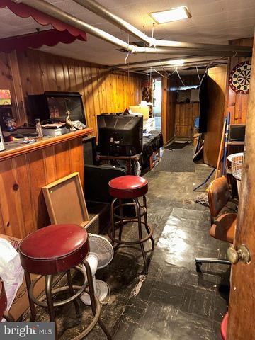 5730 KEMBLE AVE, Philadelphia, PA 19141