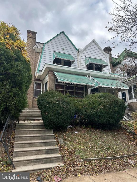 5730 KEMBLE AVE, Philadelphia, PA 19141