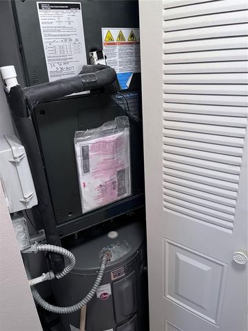 315 30TH AVENUE W B203, Bradenton, FL 34205