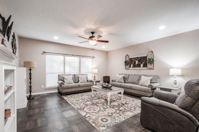 16148 Broadwater Drive, Crosby, TX 77532