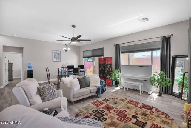 3917 E CARTER Drive, Phoenix, AZ 85042