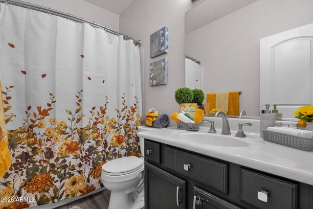 3917 E CARTER Drive, Phoenix, AZ 85042