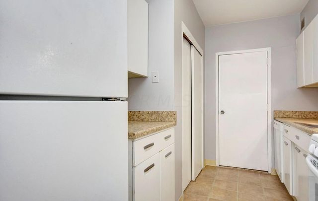 1620 E Broad Street, 1009, Columbus, OH 43203