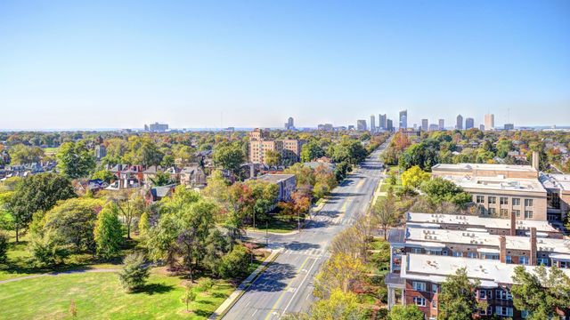 1620 E Broad Street, 1009, Columbus, OH 43203