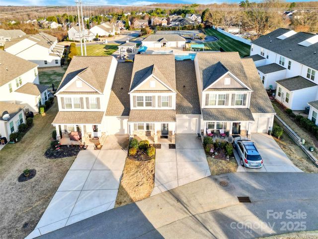 115 Davenport Drive B, Statesville, NC 28677