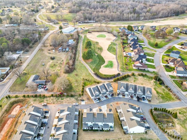 115 Davenport Drive B, Statesville, NC 28677