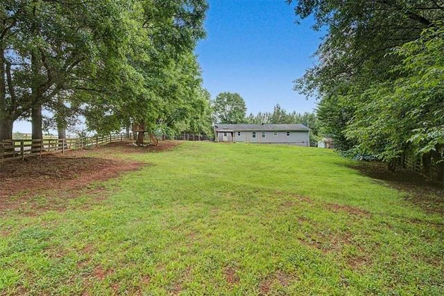 718 Baskin Road, Temple, GA 30179