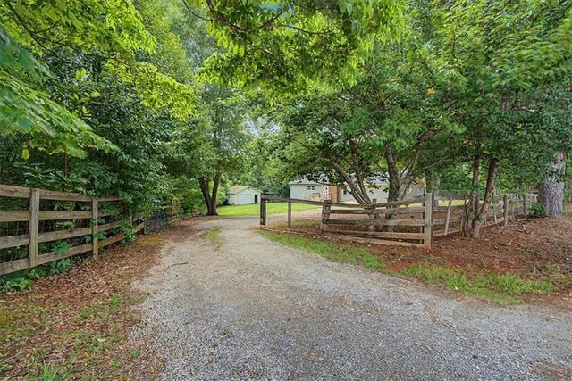 718 Baskin Road, Temple, GA 30179