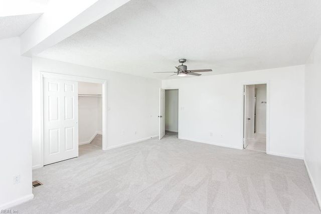 1748 Unicorn DR, Virginia Beach, VA 23454