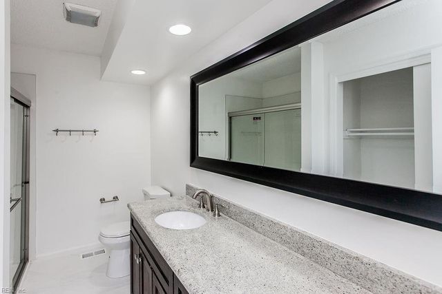 1748 Unicorn DR, Virginia Beach, VA 23454