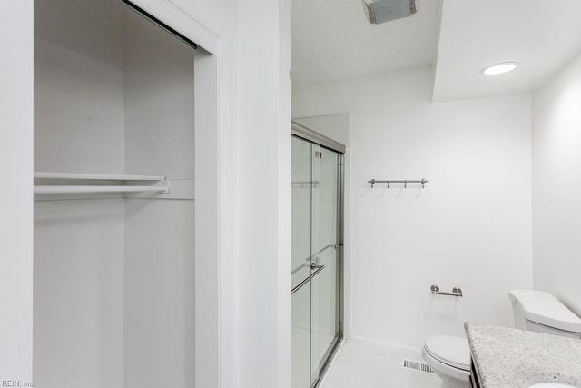 1748 Unicorn DR, Virginia Beach, VA 23454