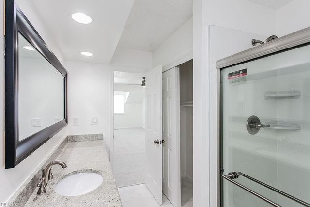 1748 Unicorn DR, Virginia Beach, VA 23454