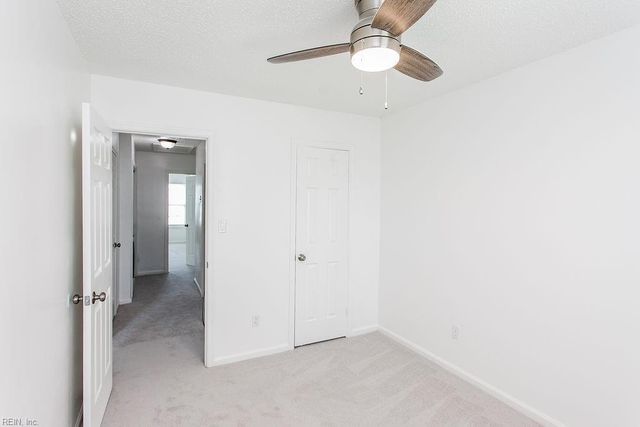 1748 Unicorn DR, Virginia Beach, VA 23454