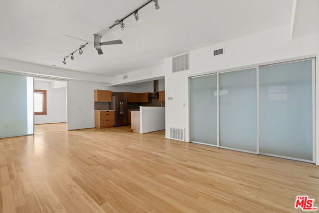 8 Brooks Avenue 11, Venice (los Angeles), CA 90291