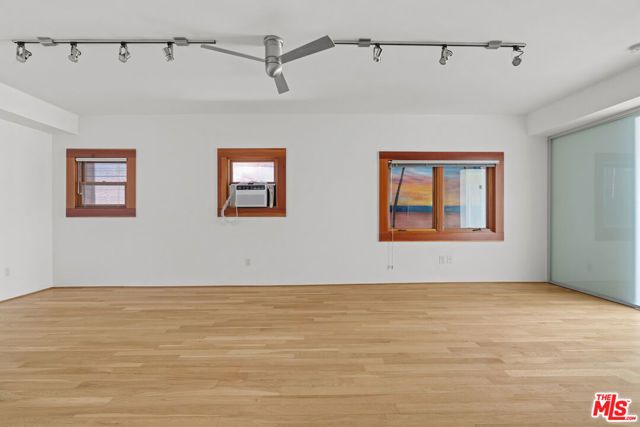 8 Brooks Avenue 11, Venice (los Angeles), CA 90291
