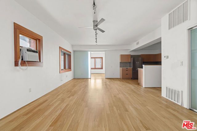 8 Brooks Avenue 11, Venice (los Angeles), CA 90291