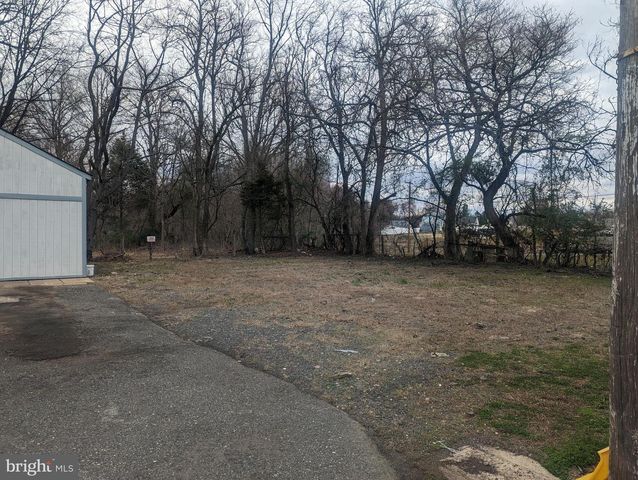 233 WHITE HORSE PIKE, Clementon, NJ 08021