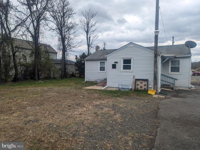 233 WHITE HORSE PIKE, Clementon, NJ 08021