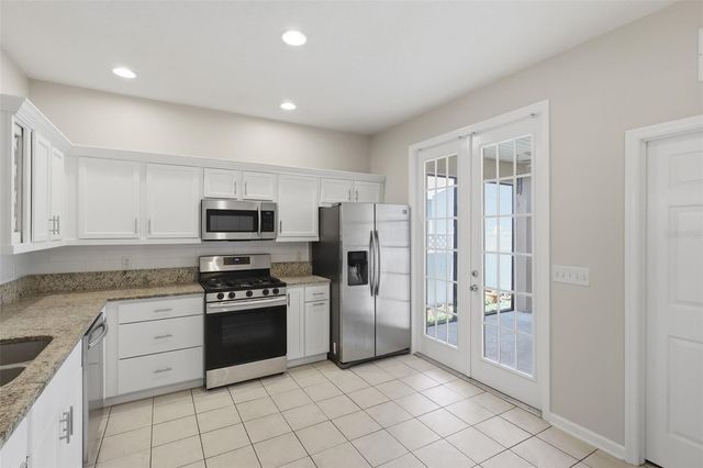 305 MANOR VIEW LANE, Deland, FL 32724