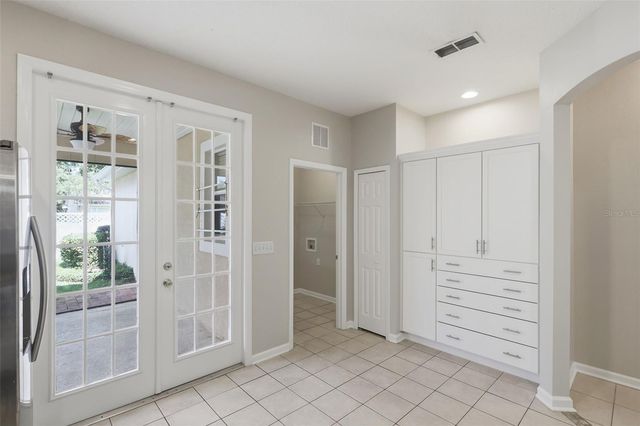 305 MANOR VIEW LANE, Deland, FL 32724