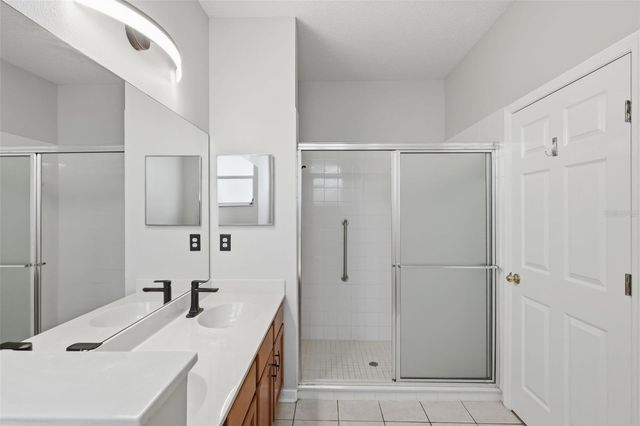 305 MANOR VIEW LANE, Deland, FL 32724
