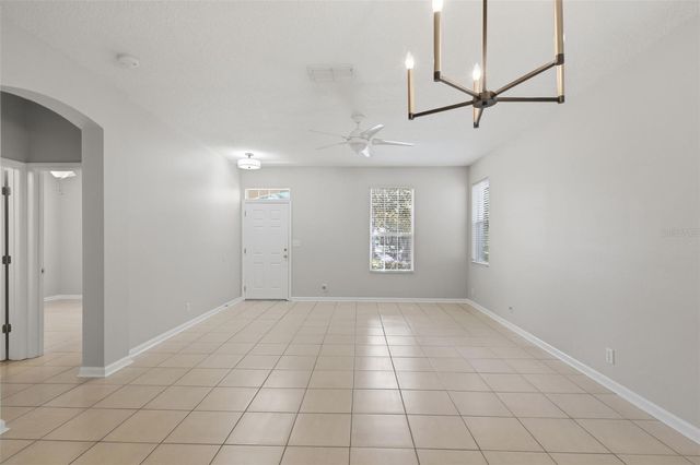 305 MANOR VIEW LANE, Deland, FL 32724