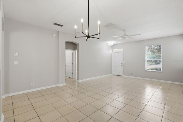 305 MANOR VIEW LANE, Deland, FL 32724