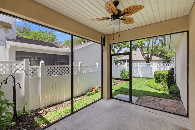305 MANOR VIEW LANE, Deland, FL 32724