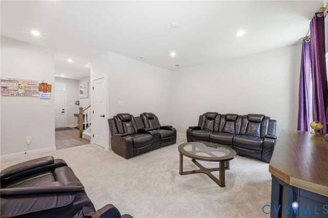 2012 Enon Station Dr, Chester, VA 23836