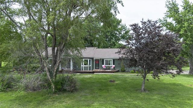 23034 W 231st Terrace, Spring Hill, KS 66083
