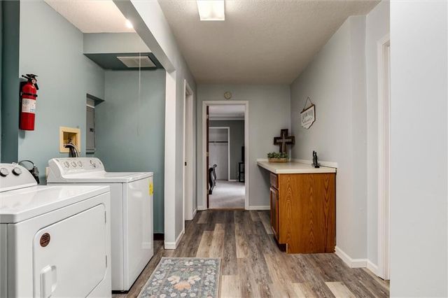23034 W 231st Terrace, Spring Hill, KS 66083