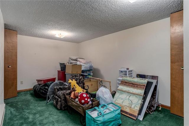 23034 W 231st Terrace, Spring Hill, KS 66083
