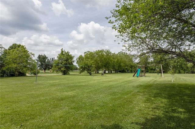 23034 W 231st Terrace, Spring Hill, KS 66083