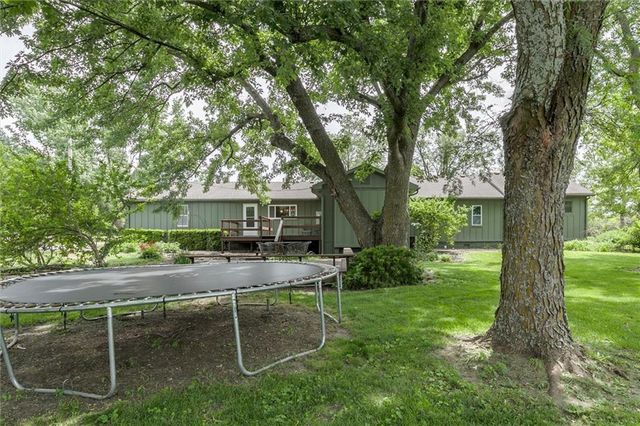 23034 W 231st Terrace, Spring Hill, KS 66083