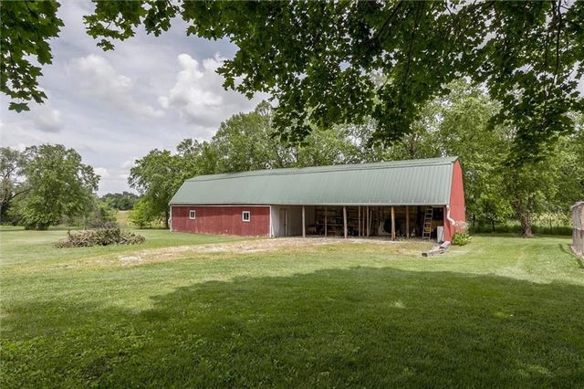 23034 W 231st Terrace, Spring Hill, KS 66083