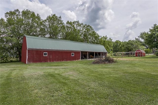 23034 W 231st Terrace, Spring Hill, KS 66083