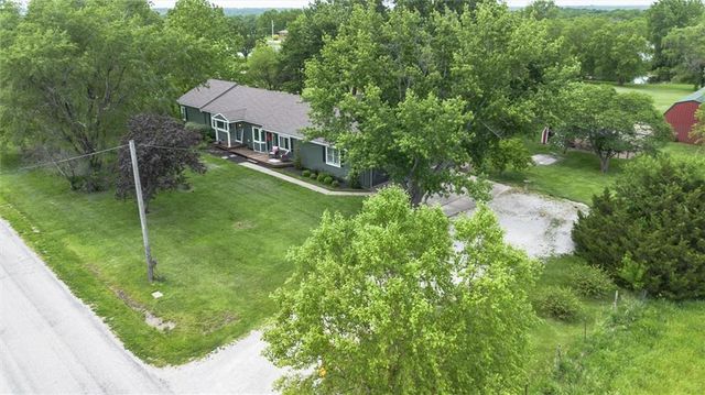 23034 W 231st Terrace, Spring Hill, KS 66083