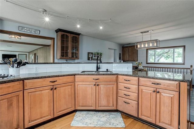 23034 W 231st Terrace, Spring Hill, KS 66083