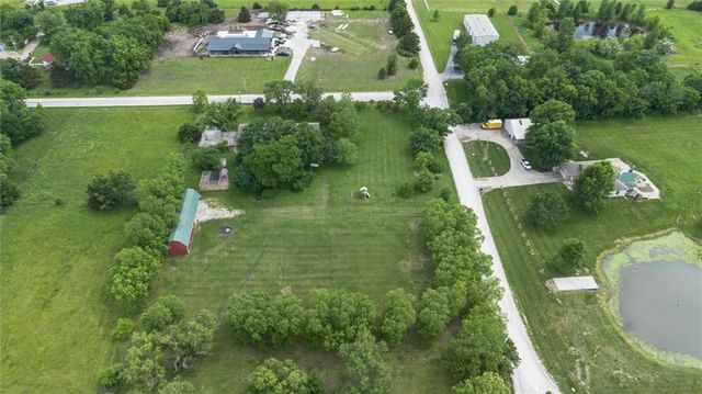 23034 W 231st Terrace, Spring Hill, KS 66083