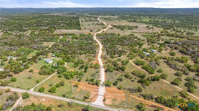 960 Gipson Road, Johnson City, TX 78636